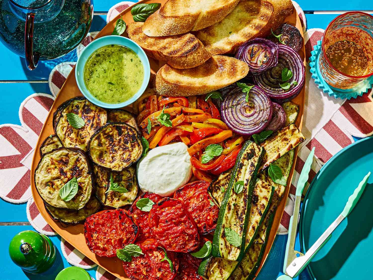 A Grilled Vegetable Board That’s Bold, Beautiful, and Built to Share A Grilled Vegetable Board That’s Bold, Beautiful, and Built to Share
