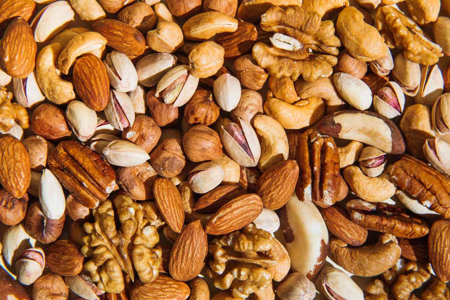 The #1 Nut to Help You Lose Weight, Dietitian-Recommended The #1 Nut to Help You Lose Weight, Dietitian-Recommended